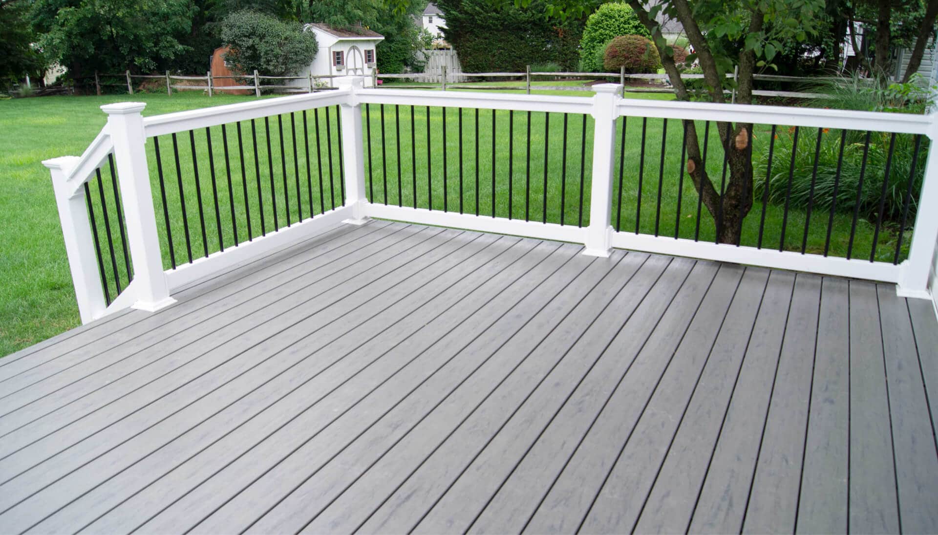 Specialists in deck railing and covers Spring Hill, Florida